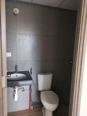 Bathroom in 2 BHK Apartment at Kalpataru Paramount, Kapur Bawdi – for Rent