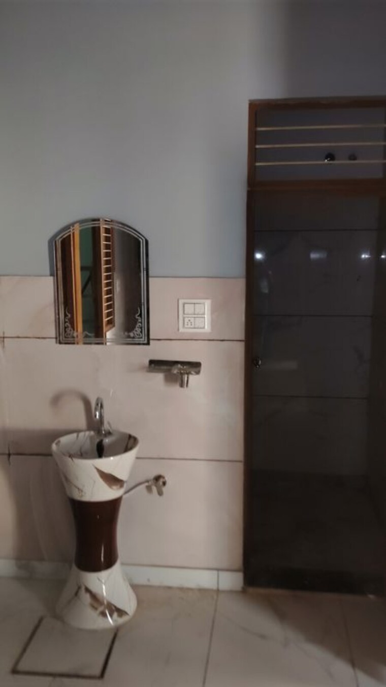 Kitchen, raksha puram 3 Bedroom 75 Sq.Yd. Independent House In Raksha Puram Meerut 10665095