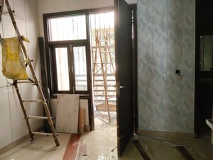 Room in 2 BHK Builder Floor at East Of Kailash – for Rent
