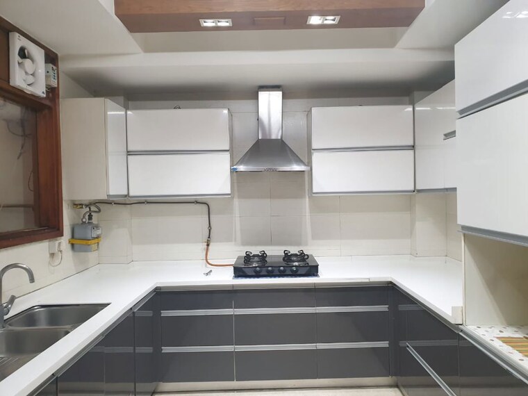 Kitchen, defence colony 3 Bedroom 2000 Sq.Ft. Builder Floor In Defence Colony Delhi 10665104