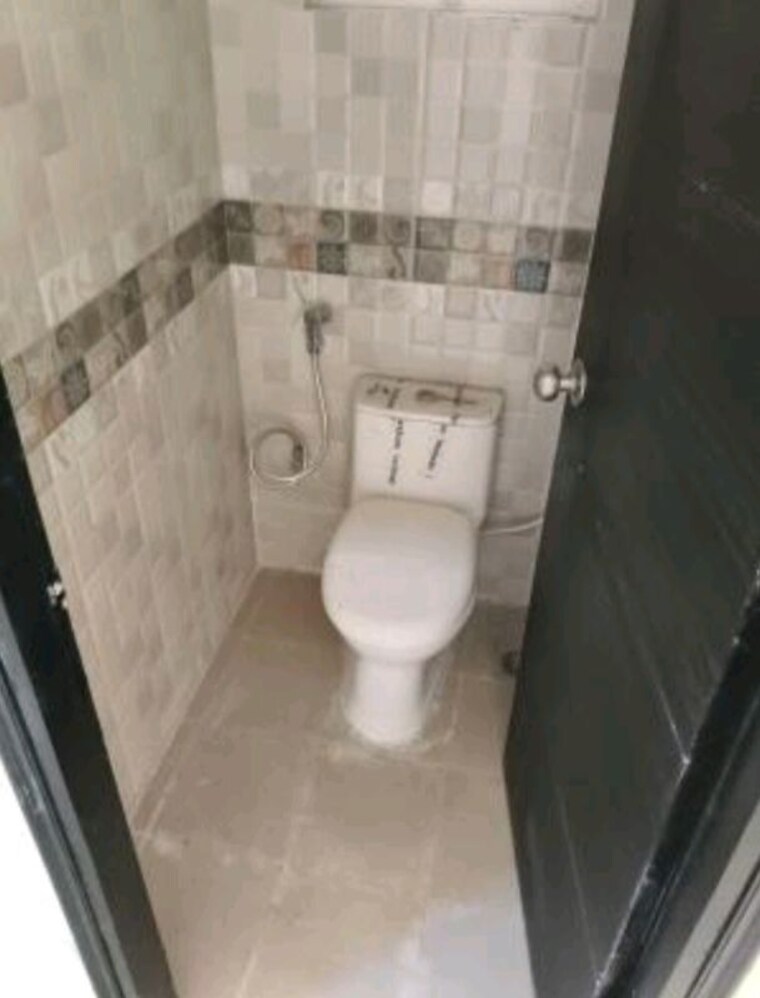Bathroom, signature-global-park 2 Bedroom 845 Sq.Ft. Apartment In Sohna Sector 36 Gurgaon 10665139