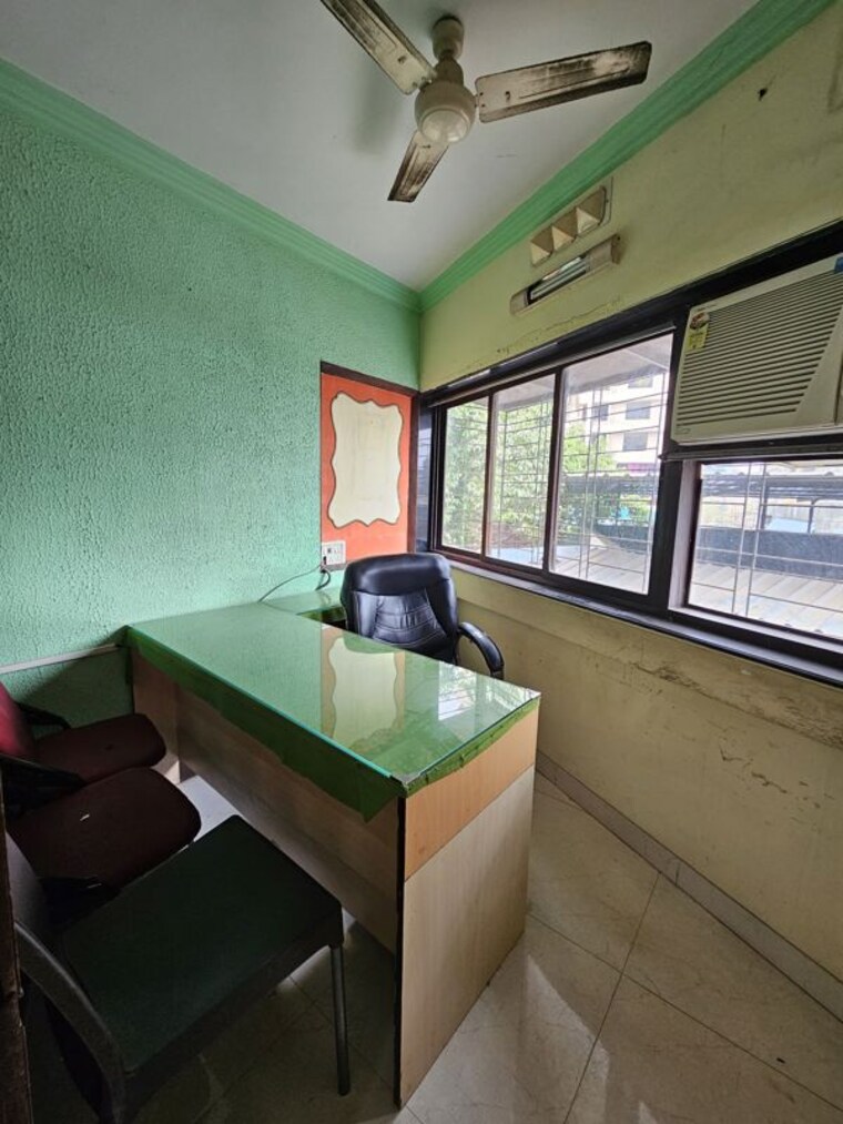 Kitchen, naupada Commercial Office Space 240 Sq.Ft. In Naupada Thane 10665147