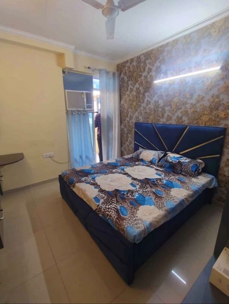 Bedroom, subhash nagar 2 Bedroom 100 Sq.Yd. Builder Floor In Subhash Nagar Delhi 10665151