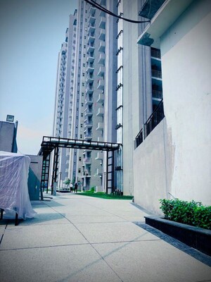 2 BHK Apartment – Exterior View View at Shri Radha Aqua Garden, Sector 16b Greater Noida - for Rent