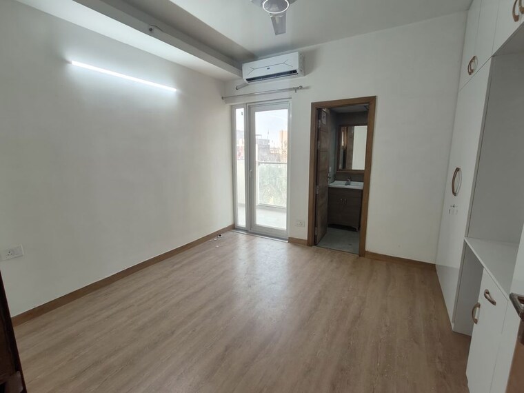 Room, tulip-yellow 3 Bedroom 1704 Sq.Ft. Apartment In Sector 69 Gurgaon 10665162