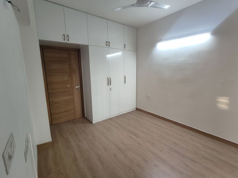 Room, tulip-yellow 3 Bedroom 1704 Sq.Ft. Apartment In Sector 69 Gurgaon 10665162