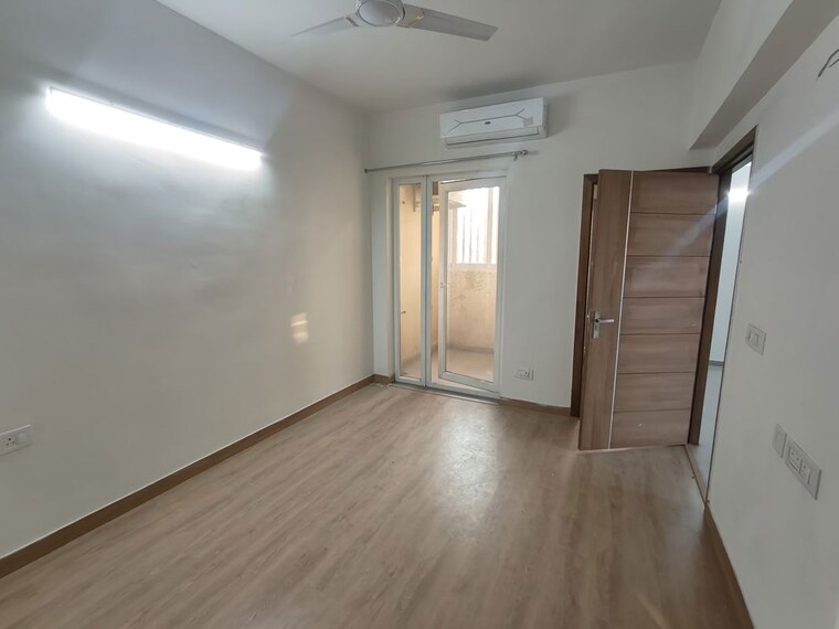 Room, tulip-yellow 3 Bedroom 1704 Sq.Ft. Apartment In Sector 69 Gurgaon 10665162