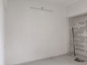 Room in 1 BHK Apartment at Thane West – for Rent