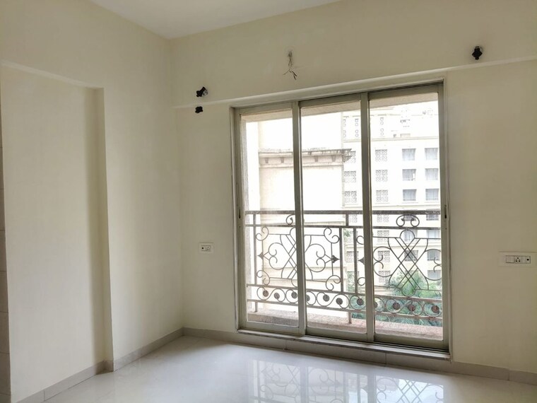Room, thane west 1 Bedroom 800 Sq.Ft. Apartment In Thane West Thane 10665169