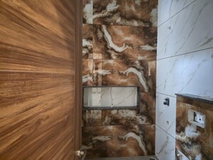 Furnished Amenities in 2 BHK Apartment at Sector 115 – for Sale
