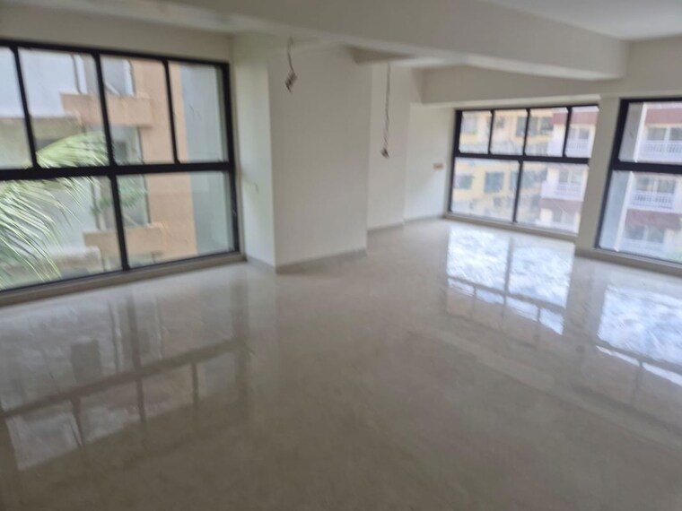 Room, ratnamani-platinum-square Commercial Office Space 1300 Sq.Ft. In Naupada Thane 10665174