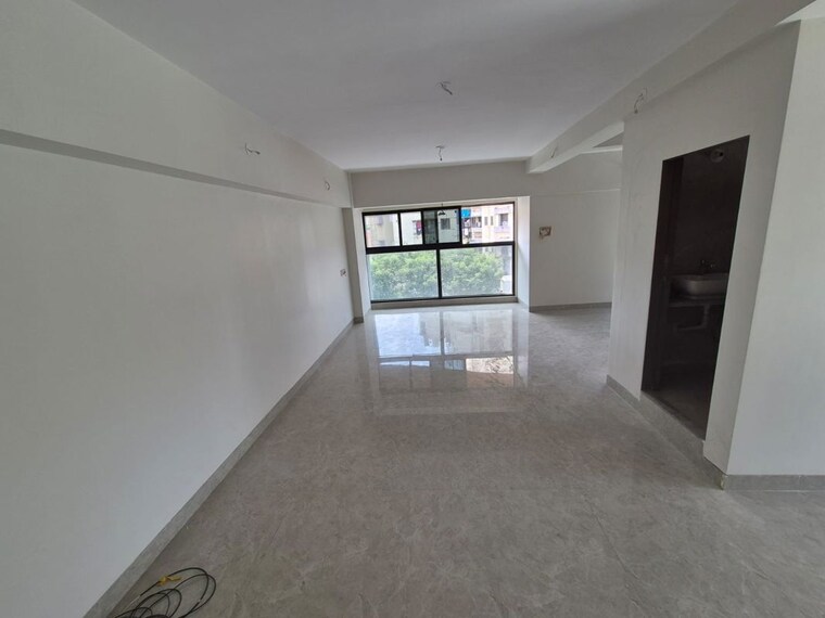 Room, ratnamani-platinum-square Commercial Office Space 1300 Sq.Ft. In Naupada Thane 10665174