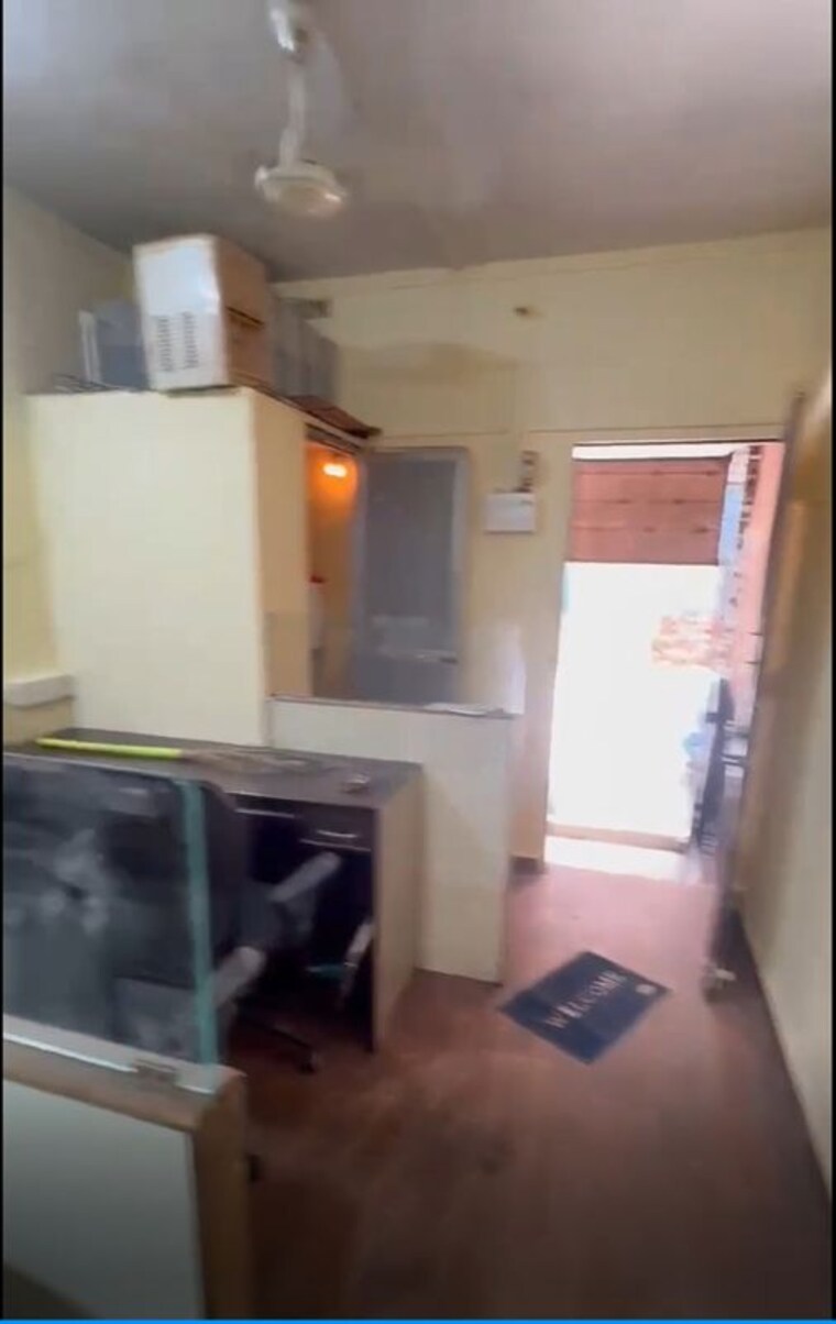 Kitchen, osho-anand Commercial Office Space 160 Sq.Ft. In Naupada Thane 10639526
