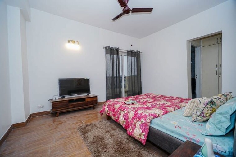 Bedroom, nimbus-the-hyde-park 2 Bedroom 1080 Sq.Ft. Apartment In Sector 78 Noida 10665142