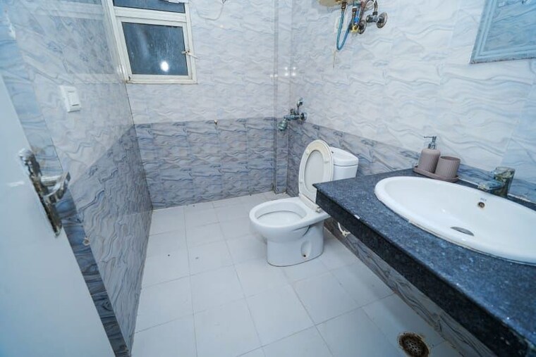 Bathroom, nimbus-the-hyde-park 2 Bedroom 1080 Sq.Ft. Apartment In Sector 78 Noida 10665142