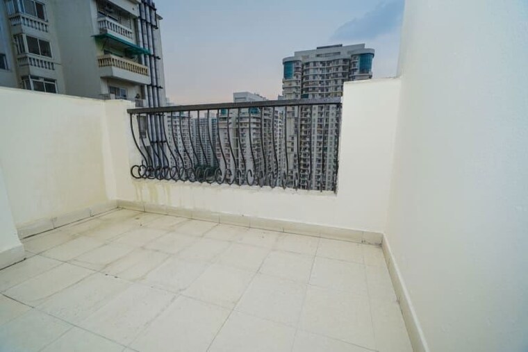 Balcony, nimbus-the-hyde-park 2 Bedroom 1080 Sq.Ft. Apartment In Sector 78 Noida 10665142