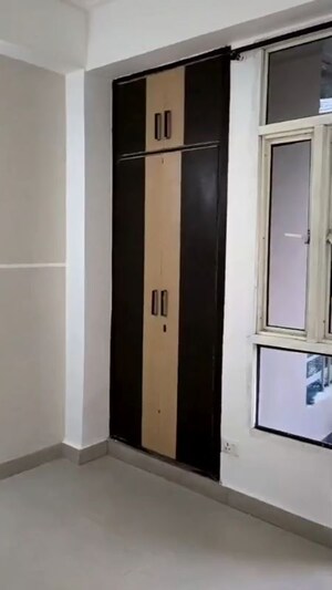 2 BHK Apartment For Sale in Supertech Livingston, Sain Vihar