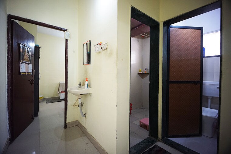 Bathroom, kumar-prerana 1 Bedroom 500 Sq.Ft. Apartment In Aundh Pune 10665189