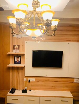 Furnished Amenities in 2 BHK Builder Floor at Rajouri Garden – for Rent