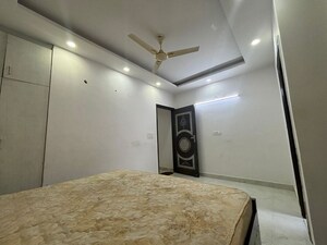 Room in 2 BHK Apartment at Saket – for Rent