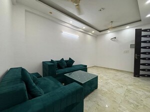 Team Area in 2 BHK Apartment at Saket – for Rent