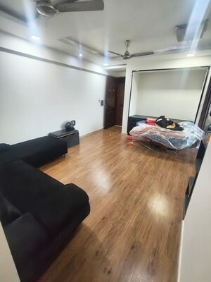 Furnished Amenities in 2 BHK Apartment at Hiranandani Meadows, Manpada – for Rent
