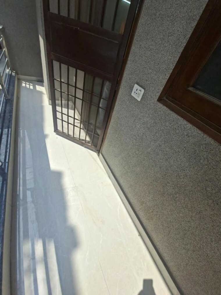 Balcony, chattarpur 2 Bedroom 850 Sq.Ft. Apartment In Chattarpur Delhi 10665200