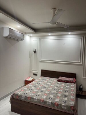 Bedroom in 3 BHK Builder Floor at Sheikh Sarai – for Rent