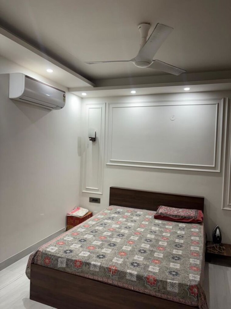 Bedroom, sheikh sarai 3 Bedroom 2000 Sq.Ft. Builder Floor In Sheikh Sarai Delhi 10665227