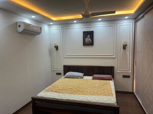 Bedroom in 3 BHK Builder Floor at Sheikh Sarai – for Rent