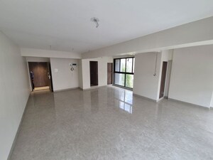 Building Lobby in 2 BHK Apartment at Ratnadip Apartment Naupada, Naupada – for Rent