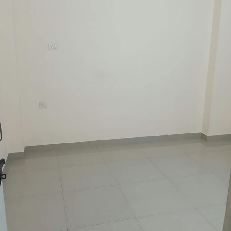 Room, goregaon west 1 Bedroom 482 Sq.Ft. Apartment In Goregaon West Mumbai 10665261