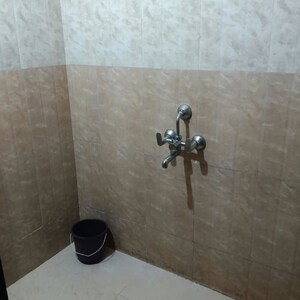 Furnished Amenities in 1 BHK Apartment at Goregaon West – for Rent