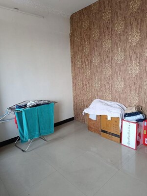 Bedroom in 1.5 BHK Apartment at Khar West – for Rent
