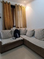 1.5 BHK +  600 Sq.Ft. Apartment in Khar West