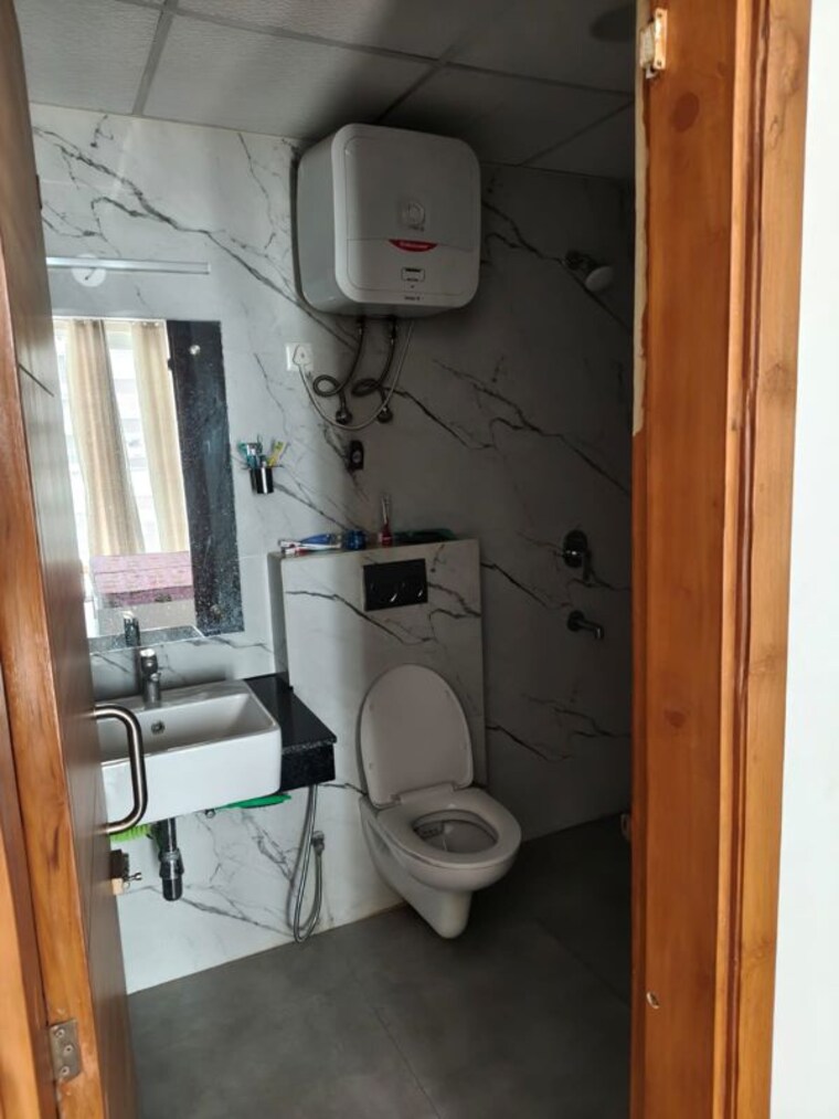 Bathroom, ambika-florence-park 3 Bedroom 1775 Sq.Ft. Apartment In North Mullanpur Chandigarh 10665294