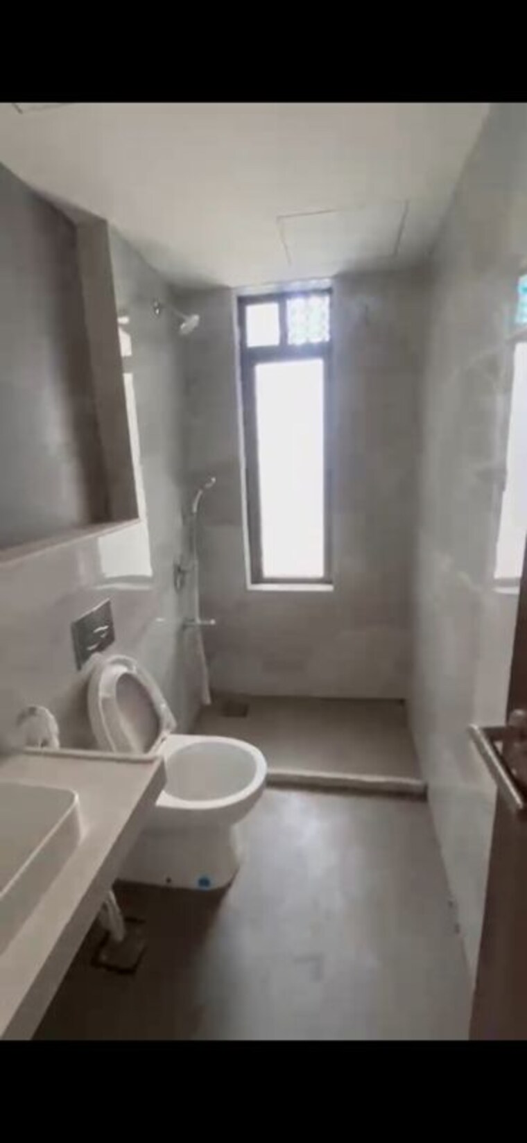 Bathroom, hubtown-the-premiere 3 Bedroom 1100 Sq.Ft. Apartment In Andheri West Mumbai 10665315