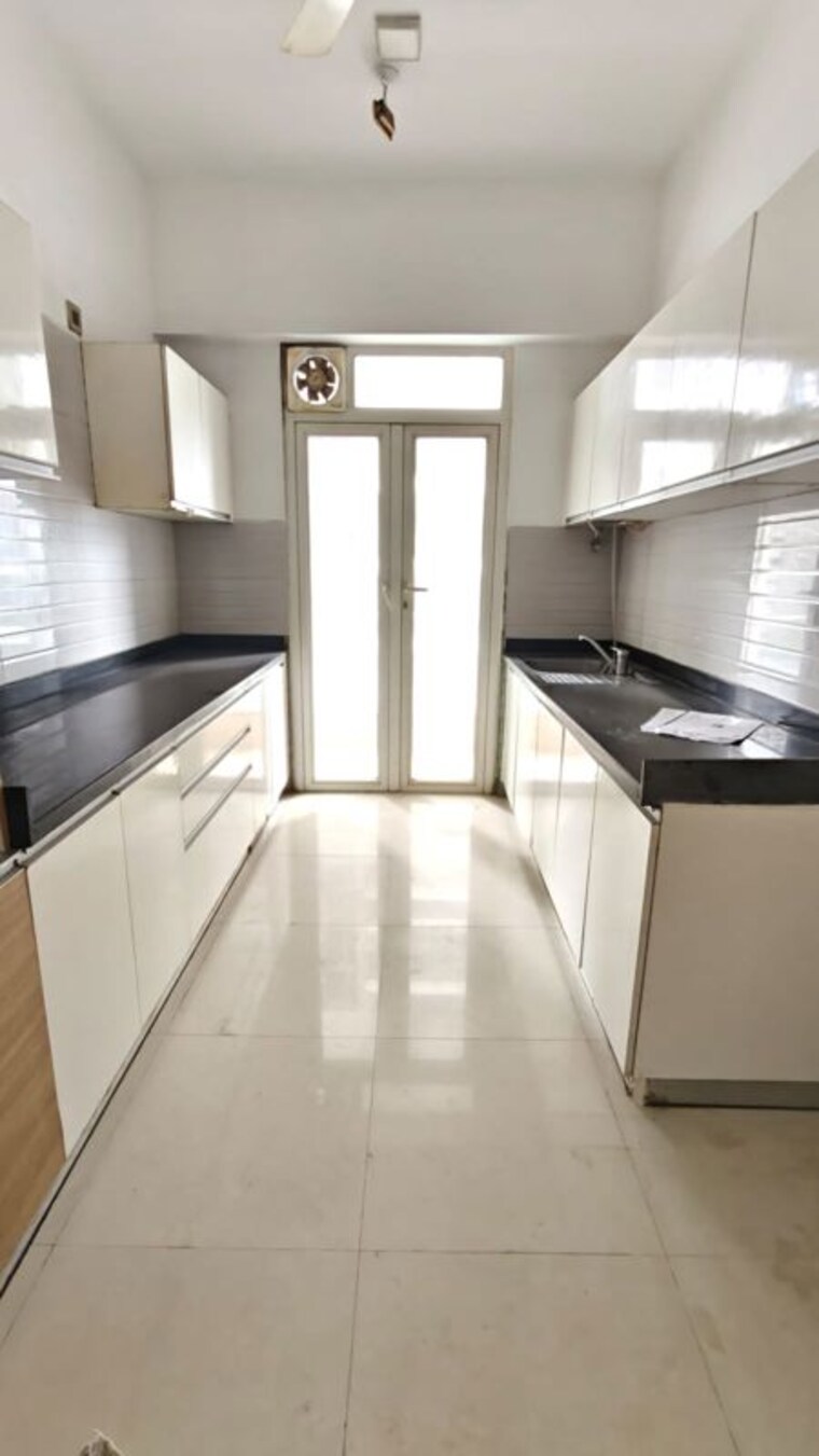Kitchen, omkar-alta-monte 3 Bedroom 1250 Sq.Ft. Apartment In Malad East Mumbai 10665313