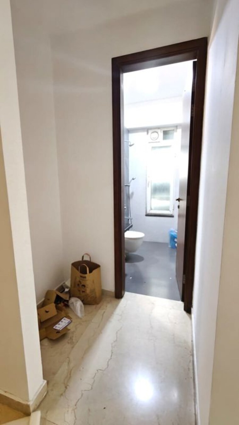 Bathroom, omkar-alta-monte 3 Bedroom 1250 Sq.Ft. Apartment In Malad East Mumbai 10665313