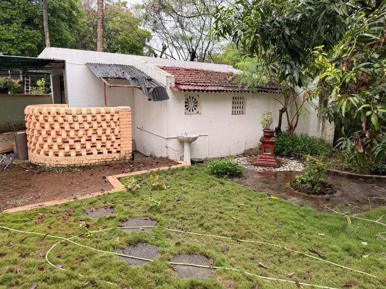 Exterior View, national housing society 5 Bedroom 8900 Sq.Ft. Independent House In National Housing Society Pune 10665323