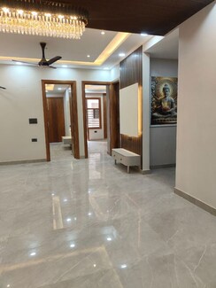 4 BHK +Builder Floor For Sale in BPTP Park Central