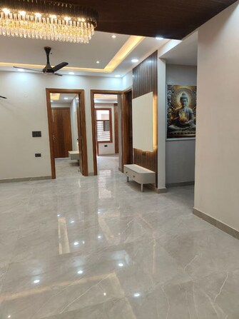 4 BHK +  350 Sq.Yd. Builder Floor in BPTP Park Central