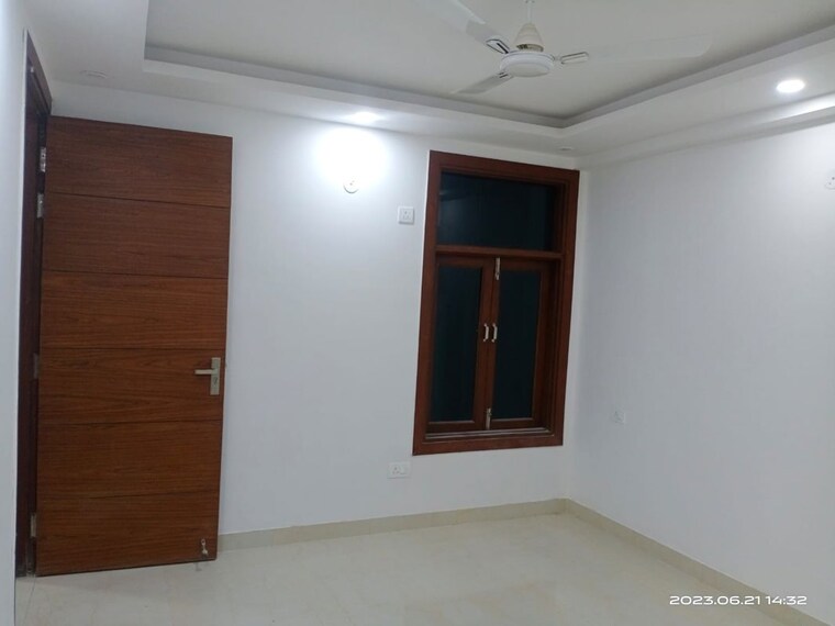Room, vasant kunj 3 Bedroom 1350 Sq.Ft. Apartment In Vasant Kunj Delhi 10665232