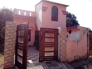 1 BHK Independent House For Sale in Selakui