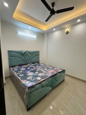 Bedroom in 2 BHK Apartment at Chattarpur – for Rent