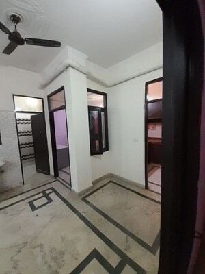Room in 2 BHK Apartment at Chattarpur – for Rent