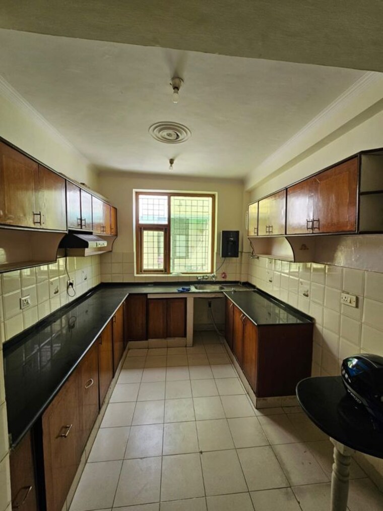 Kitchen, ss-the-palladians 3 Bedroom 1550 Sq.Ft. Apartment In Sector 47 Gurgaon 10665383