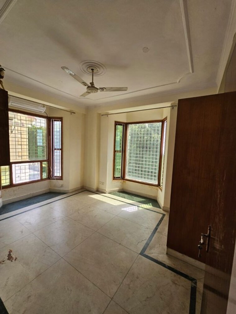 Room, ss-the-palladians 3 Bedroom 1550 Sq.Ft. Apartment In Sector 47 Gurgaon 10665383