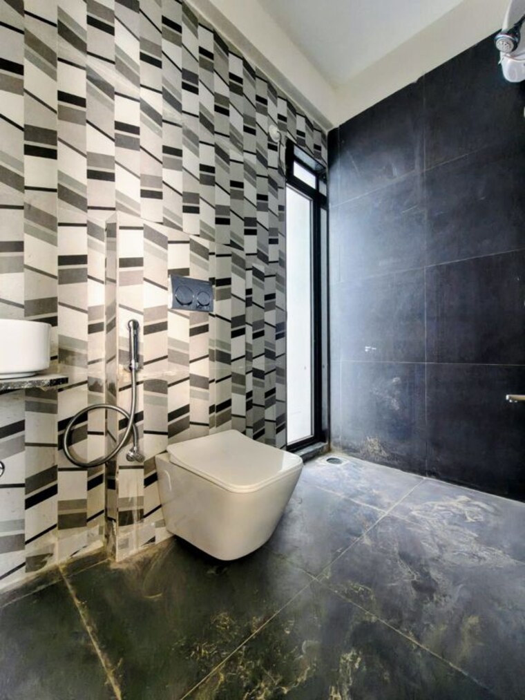 Bathroom, raymond-ten-x-habitat 1 Bedroom 418 Sq.Ft. Apartment In Pokhran Road No Two Thane 10665399