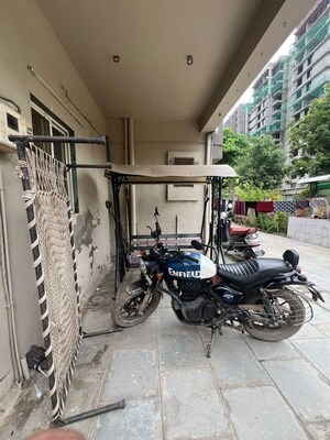Parking in 3 BHK Villa at Shela – for Sale